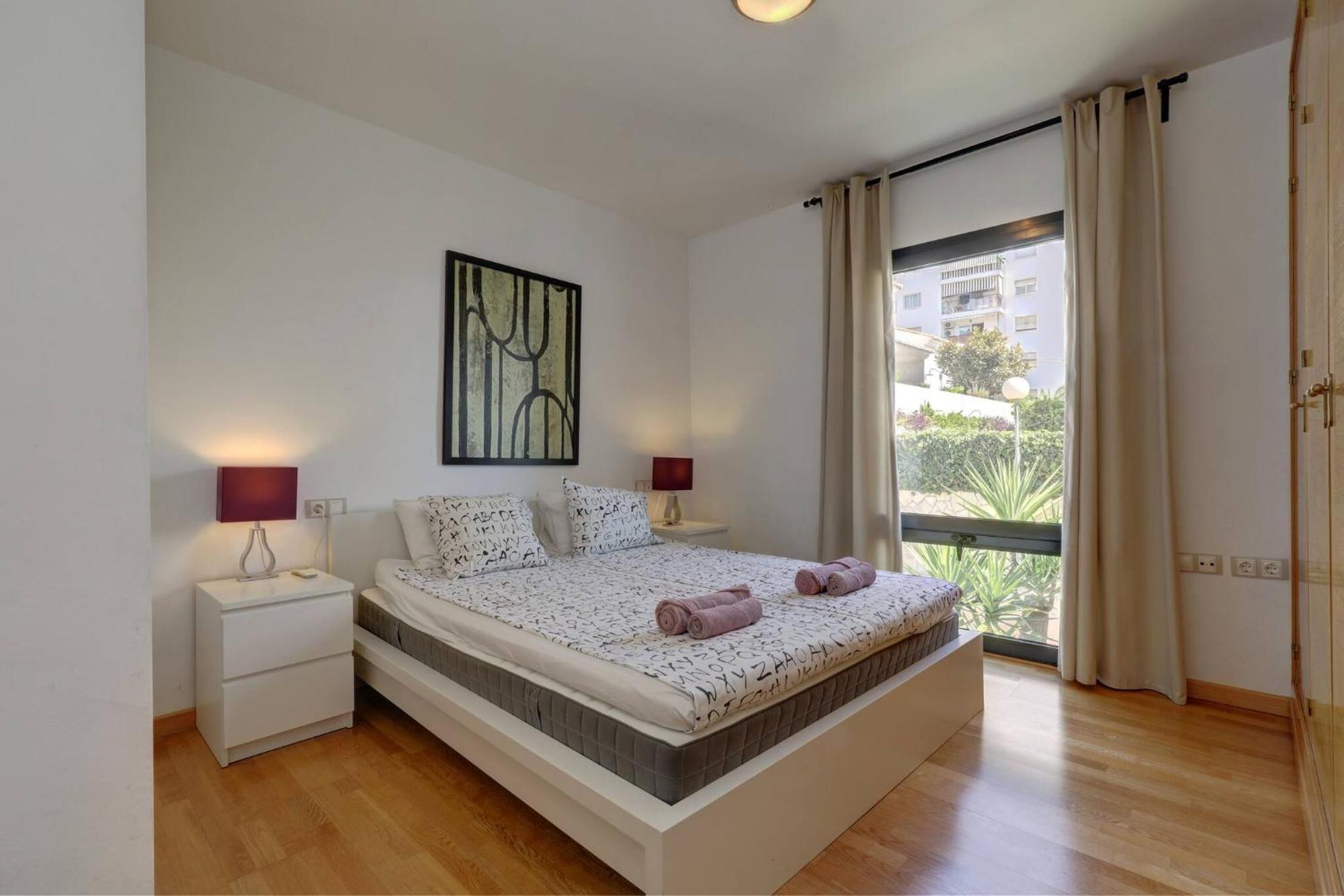 011 Bright And Spacious With Private Pool Villa