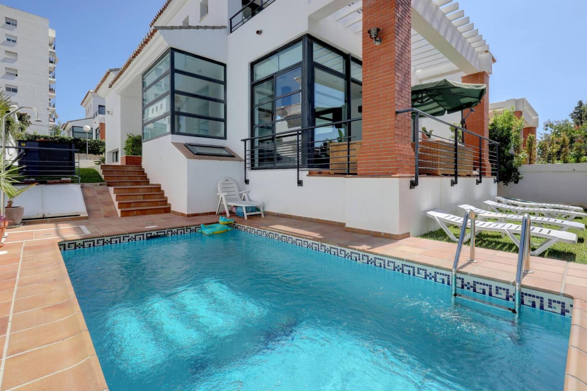 011 Bright And Spacious With Private Pool Villa *